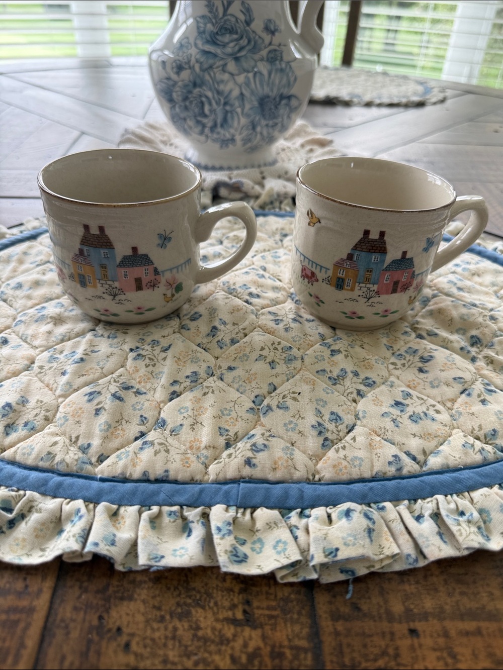 International Heartland set of Cups